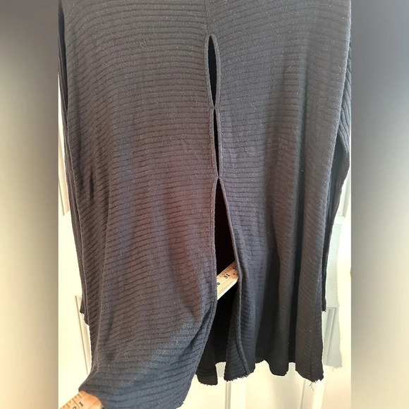 We The Free People Lover Ribbed Black Split Back Ribbed Raw Hem Medium - Picture 10 of 12